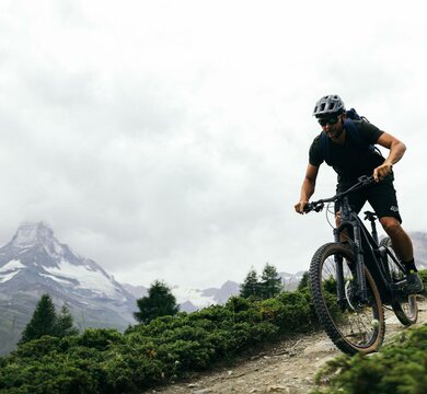 Sporthotel Zermatt. ► Biken ► Wandern im Sommerurlaub